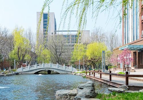 中國傳媒大學