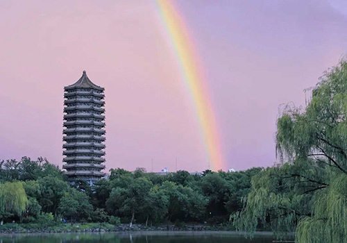 北京大學